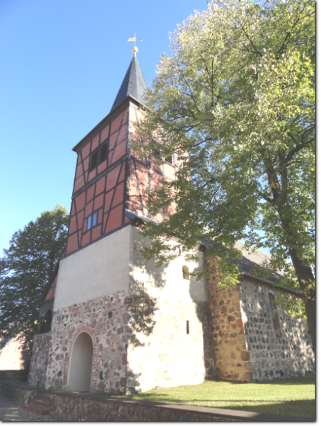 Apenburger Kirche - aufgenommen von Sophie Schüler